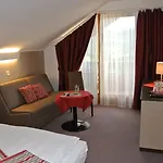 Dei Schoenblick 4*