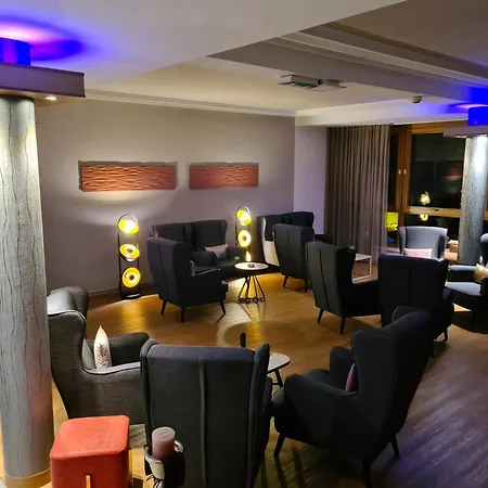 Otel Dei Schoenblick 4*