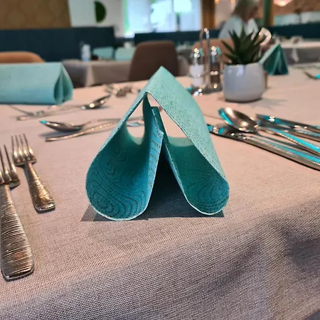 Dei Schoenblick 호텔 4*