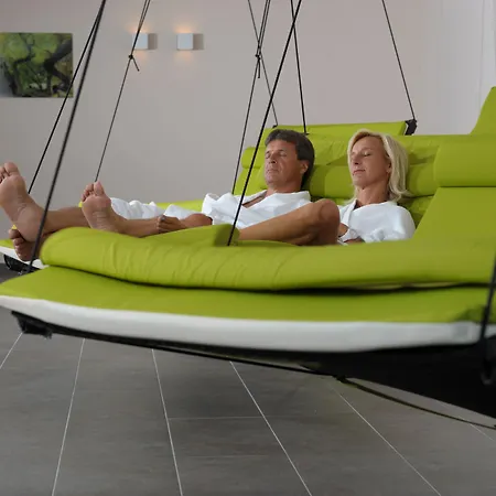 Dei Schoenblick Otel 4*